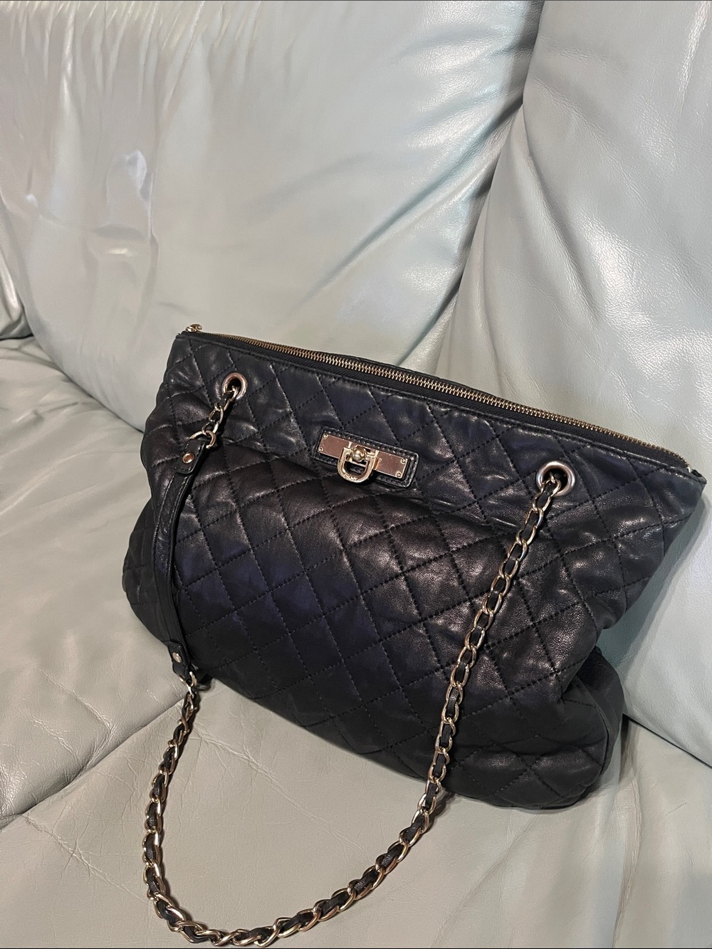 Quilted Chain-Handle Womens Shoulder Bag - Black